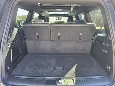 New 2026 Jeep Grand Wagoneer 4WD w/ Premium Group I image 16