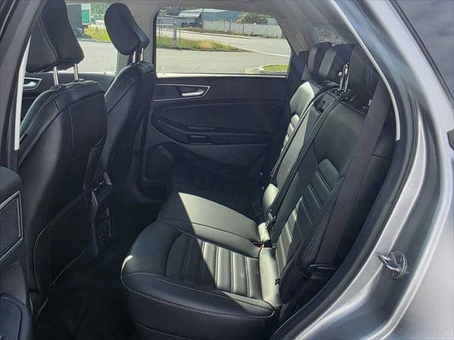 Used 2020 Ford Edge SEL w/ Convenience Package AWD/4WD image 16
