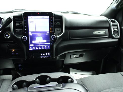 Used 2026 RAM 2500 Big Horn AWD/4WD image 18