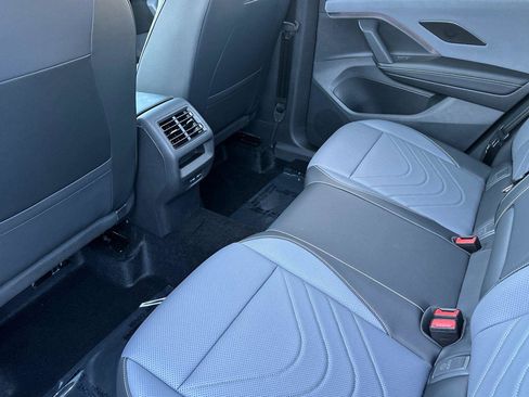 New 2026 Volkswagen Tiguan SE R-Line image 11