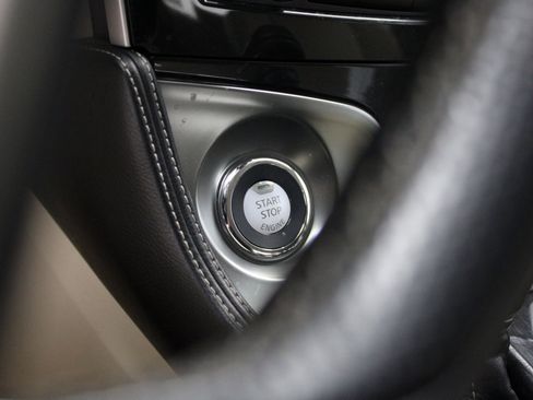 Used 2020 Nissan Maxima Platinum image 34