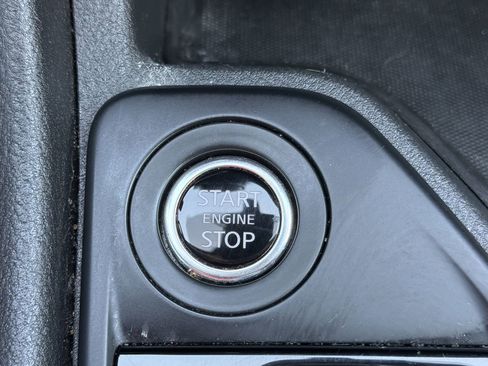 Used 2025 Nissan Sentra S FWD image 8