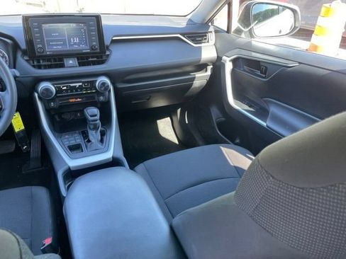 Used 2020 Toyota RAV4 LE w/ All Weather Liner Package AWD/4WD image 9