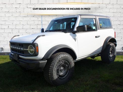 New 2025 Ford Bronco 2-Door w/ Sasquatch Package image 1