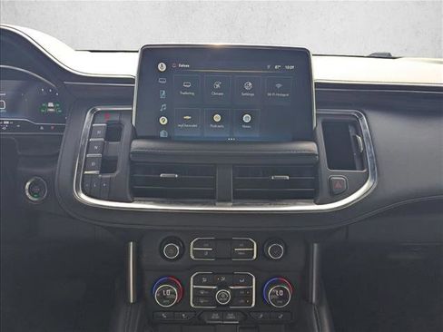 Used 2022 Chevrolet Tahoe LT w/ LT Signature Package RWD image 11