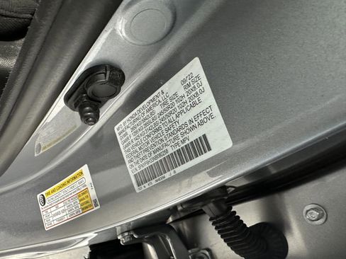 Used 2022 Honda Pilot Sport image 13