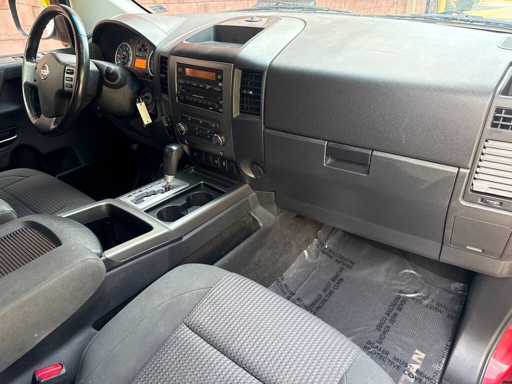 Used 2012 Nissan Titan SV w/ SV Value Truck Pkg AWD/4WD image 20