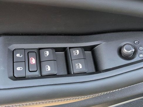 New 2026 Jeep Grand Cherokee Limited image 16