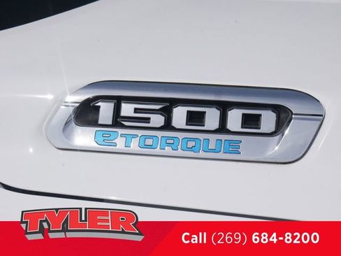 Used 2023 RAM 1500 Big Horn AWD/4WD image 11