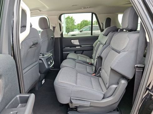 Used 2025 Ford Expedition Max Active AWD/4WD image 11