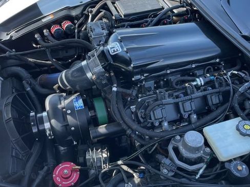 Used 2018 Chevrolet Corvette Z06 RWD image 21