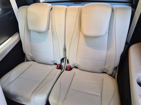 Certified 2025 Mercedes-Benz GLS 450 4MATIC image 18