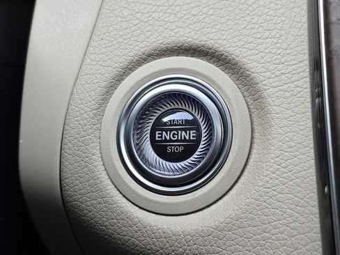 Used 2021 Mercedes-Benz C 300 4MATIC Sedan image 35