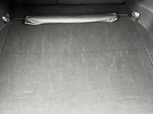 Used 2025 Toyota RAV4 XLE image 31