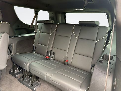Certified 2026 Cadillac Escalade ESV Luxury AWD/4WD image 29