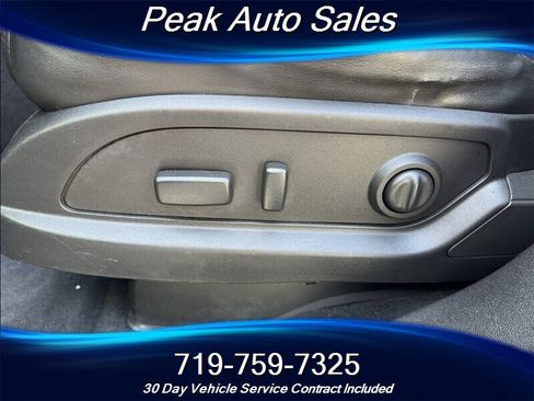 Used 2012 GMC Acadia SLT AWD/4WD image 18