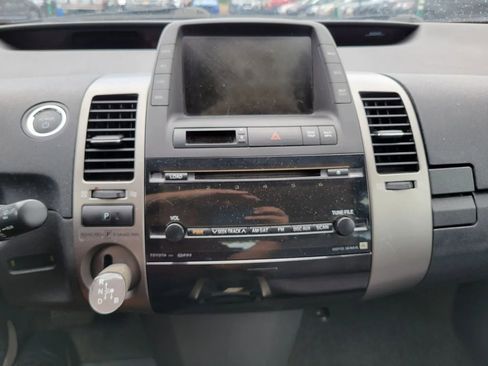 Used 2007 Toyota Prius Touring FWD image 12