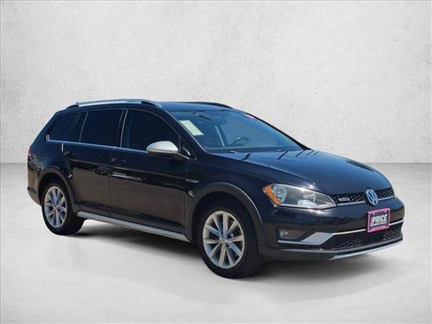 Used 2017 Volkswagen Golf Alltrack AWD/4WD image 3