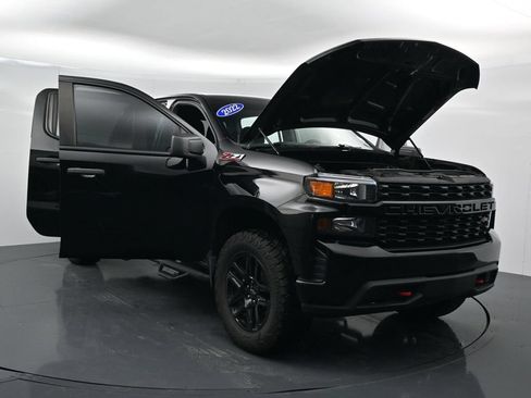 Used 2022 Chevrolet Silverado 1500 Custom Trail Boss w/ Midnight Edition AWD/4WD image 34