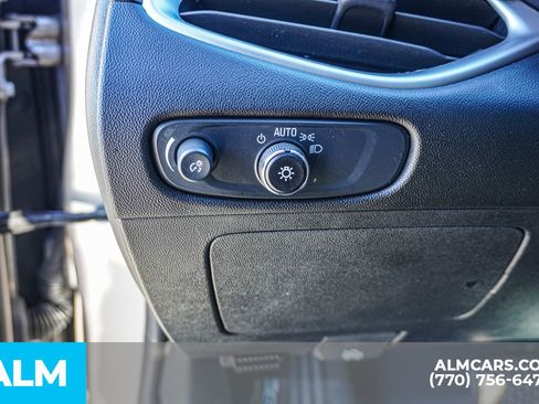 Used 2024 Chevrolet Malibu LT image 35