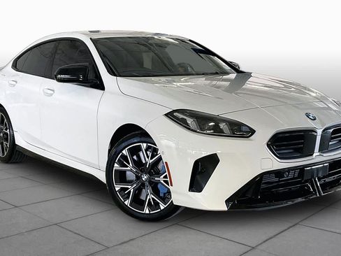 Used 2025 BMW M235i xDrive AWD/4WD image 2