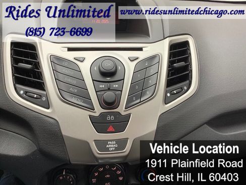 Used 2013 Ford Fiesta SE w/ Super Fuel Economy Pkg image 16