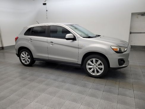 Used 2015 Mitsubishi Outlander Sport ES FWD image 11