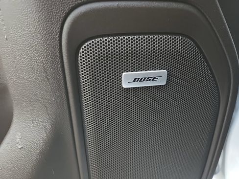 Used 2019 GMC Sierra 1500 SLT AWD/4WD image 25