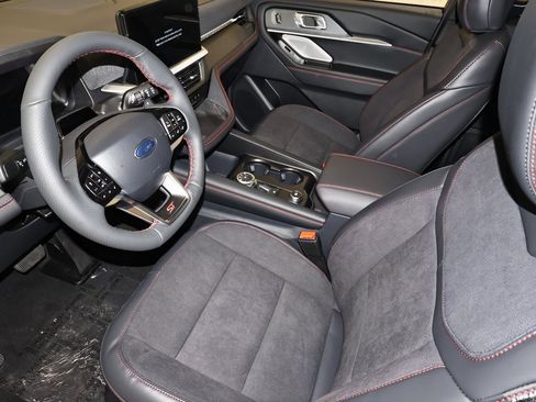 New 2026 Ford Explorer ST w/ Sun And Sound Package image 30