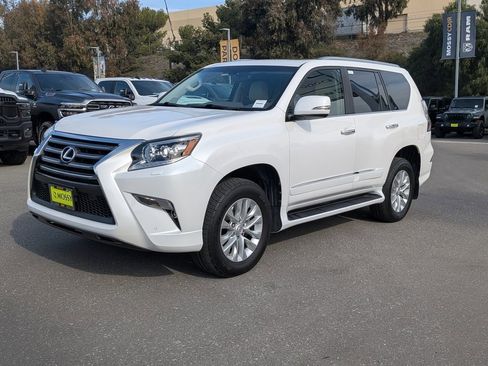 Used 2014 Lexus GX 460 image 1