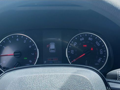 Used 2022 Toyota RAV4 XLE w/ Convenience Package FWD image 9