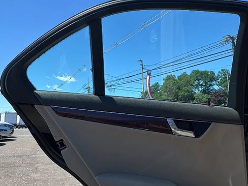Used 2011 Mercedes-Benz C 300 Sedan image 13