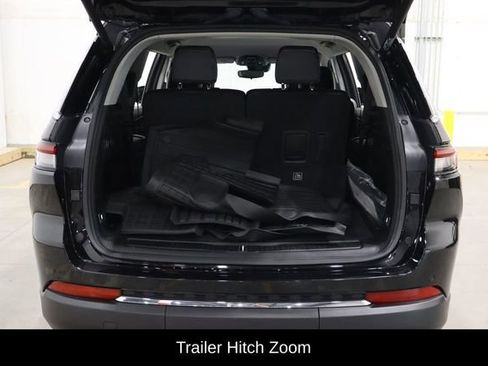 Used 2023 Jeep Grand Cherokee L Limited w/ Trailer Tow Group (B) RWD image 14