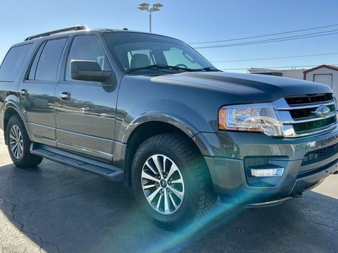 Used 2015 Ford Expedition XLT w/ Equipment Group 202A image 6