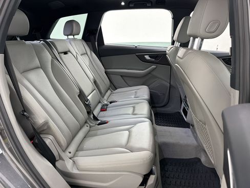 Used 2020 Audi Q7 2.0T Premium Plus AWD/4WD image 30