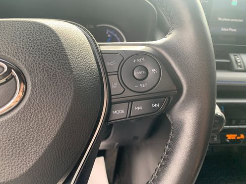 Used 2021 Toyota RAV4 XSE w/ XSE Grade Weather Package image 30