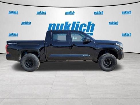 Used 2025 Toyota Tundra Platinum w/ TRD Off-Road Package AWD/4WD image 4