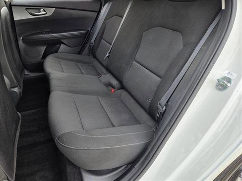 Used 2021 Kia Forte Sedan image 16