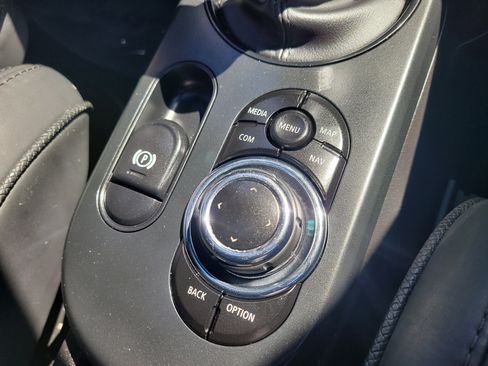 Used 2022 MINI Cooper S image 26