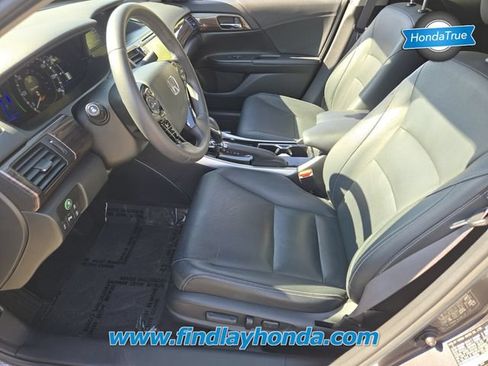 Certified 2017 Honda Accord Touring image 12