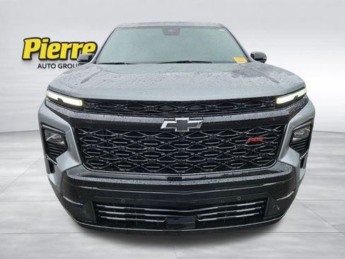 Used 2024 Chevrolet Traverse RS w/ LPO, Floor Liner Package AWD/4WD image 2