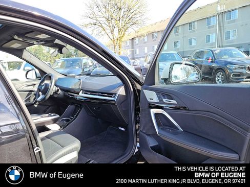 Used 2023 BMW X1 xDrive28i w/ Premium Package AWD/4WD image 10