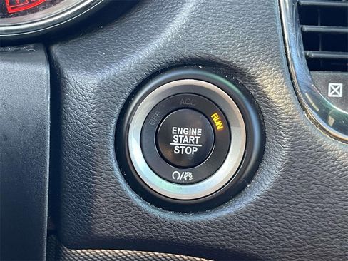 Used 2018 Dodge Durango R/T w/ Blacktop Package image 26