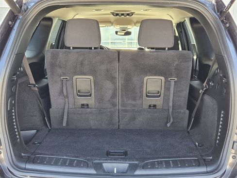 Used 2021 Dodge Durango SXT image 9