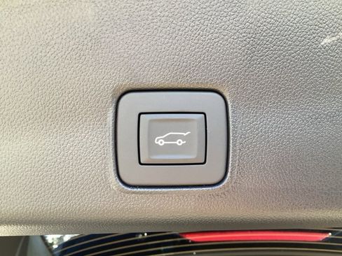 New 2026 Chevrolet TrailBlazer LT w/ Convenience Package image 17