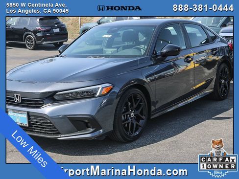 Used 2023 Honda Civic Sport image 5