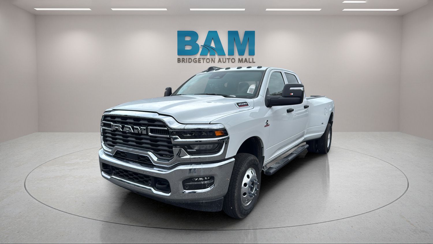 Used 2026 RAM 3500 Tradesman AWD/4WD image 3