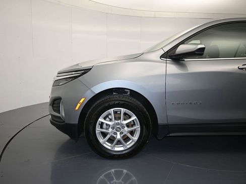 Used 2024 Chevrolet Equinox LT AWD/4WD image 9