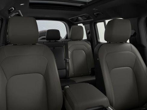 New 2026 Land Rover Defender 110 X-Dynamic SE AWD/4WD image 6