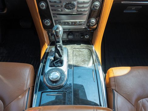 Used 2018 INFINITI QX80 4WD w/ Deluxe Technology Package image 23